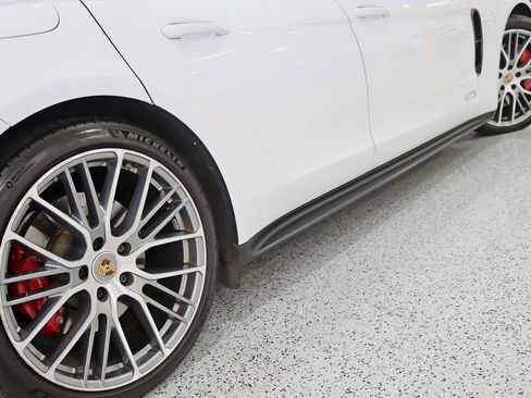 Used 2022 Porsche Panamera GTS AWD/4WD image 13