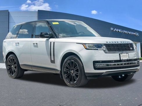Certified 2024 Land Rover Range Rover SE AWD/4WD image 3