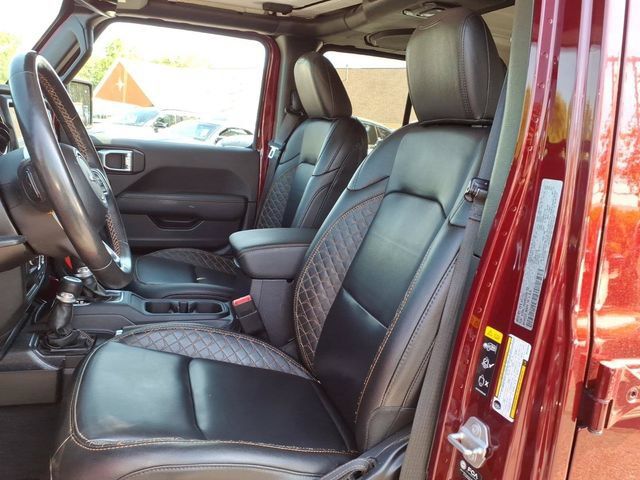 Used 2021 Jeep Gladiator Overland AWD/4WD image 12