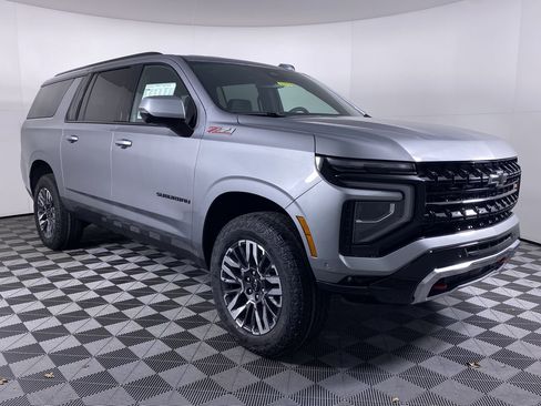 New 2026 Chevrolet Suburban Z71 w/ Comfort Package image 22