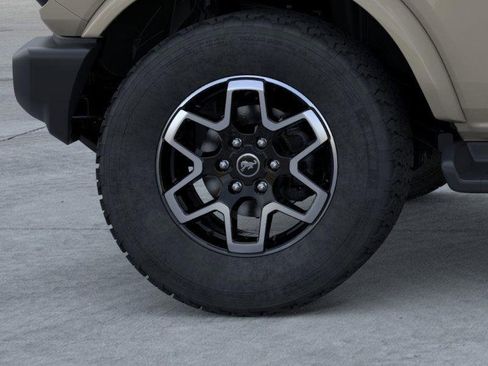 New 2025 Ford Bronco Outer Banks image 21