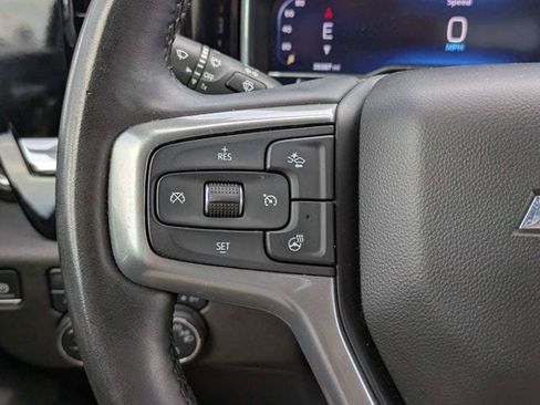 Used 2025 Chevrolet Silverado 1500 LT AWD/4WD image 25
