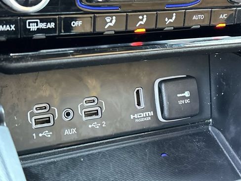 Used 2022 Jeep Grand Cherokee Summit w/ Luxury Tech Group V AWD/4WD image 29