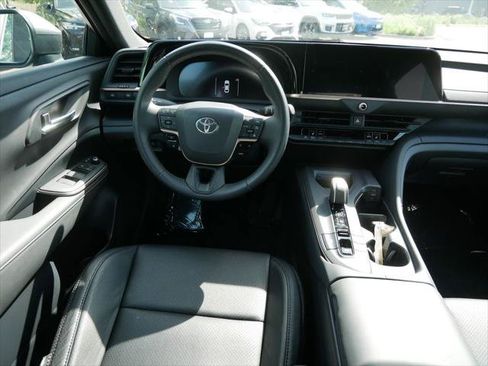 Certified 2023 Toyota Crown AWD/4WD image 12