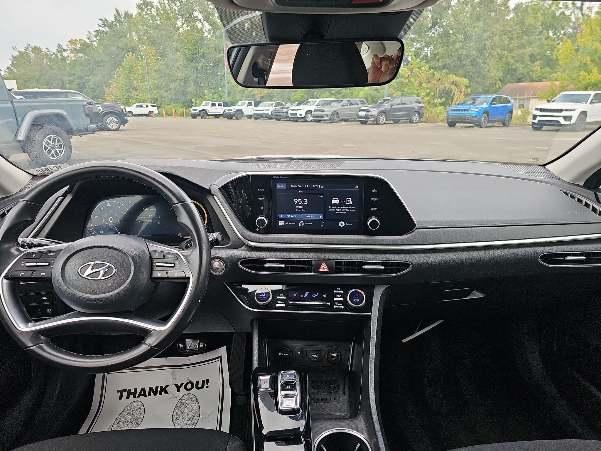 Used 2022 Hyundai Sonata SEL w/ Convenience Package FWD image 9