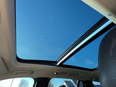 Used 2018 Volvo XC90 T5 Momentum w/ Convenience Package image 26