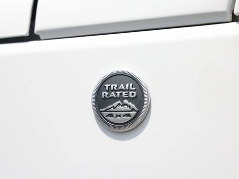 Used 2018 Jeep Wrangler Unlimited Sport S AWD/4WD image 36