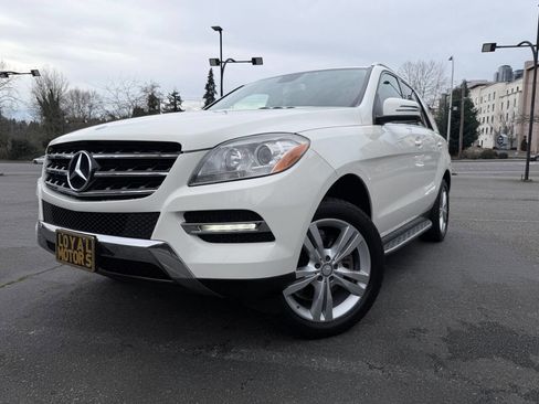 Used 2013 Mercedes-Benz ML 350 ML 350 4MATIC AWD 4dr SUV image 37