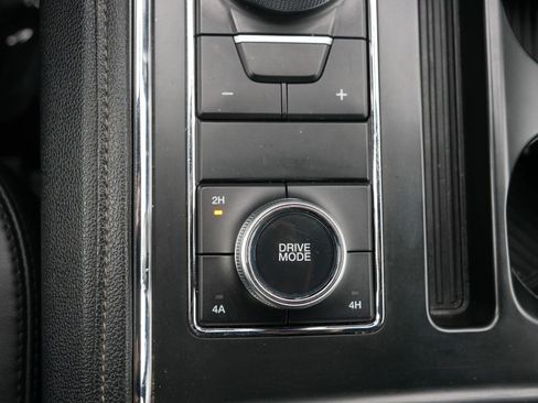 Used 2022 Ford Expedition Max XLT AWD/4WD image 30