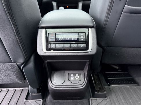 Used 2023 Subaru Ascent Limited w/ Technology Package image 25