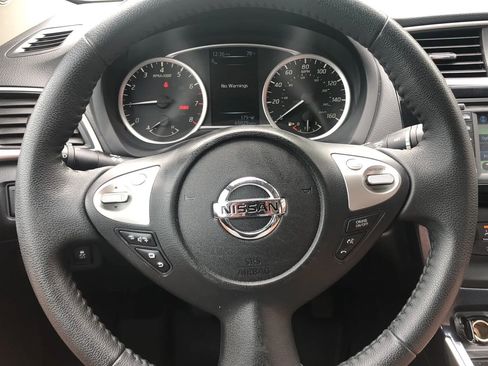 Used 2017 Nissan Sentra SR Turbo w/ SR Turbo Premium Package FWD image 14