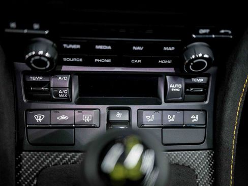 Used 2025 Porsche 718 Cayman GT4 RS image 70