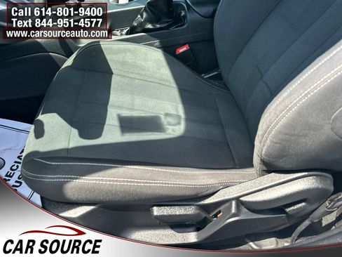 Used 2018 Ford Mustang Coupe RWD image 10