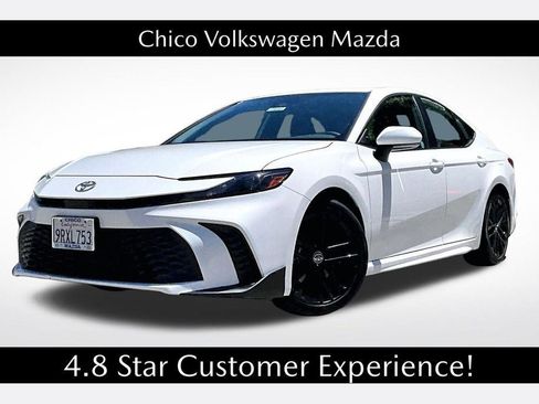 Used 2025 Toyota Camry SE w/ Multimedia Upgrade Package FWD image 1