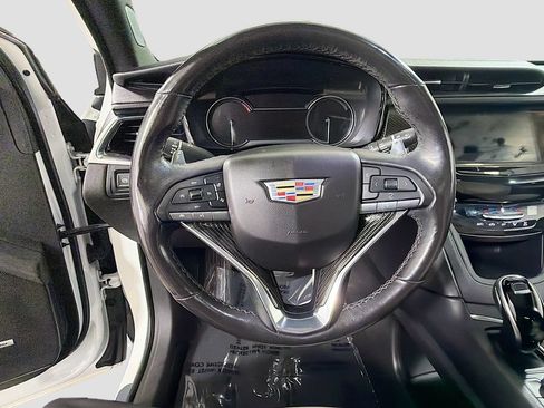 Used 2021 Cadillac XT6 Sport AWD/4WD image 13
