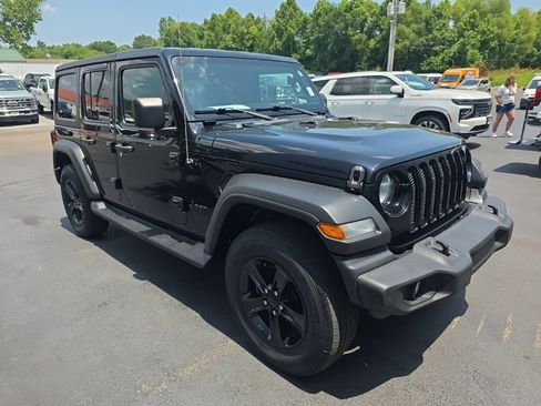 Used 2021 Jeep Wrangler Unlimited Sport AWD/4WD image 4