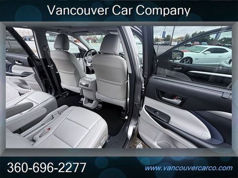 Used 2015 Toyota Highlander XLE AWD/4WD image 19