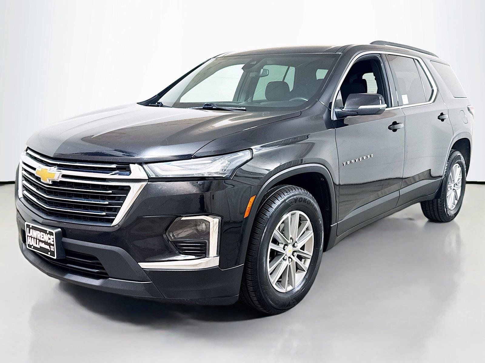 Used 2023 Chevrolet Traverse LT AWD/4WD image 1