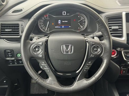 Used 2020 Honda Ridgeline RTL-E image 14
