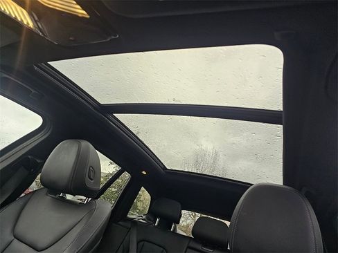 Used 2024 BMW X3 xDrive30i image 11