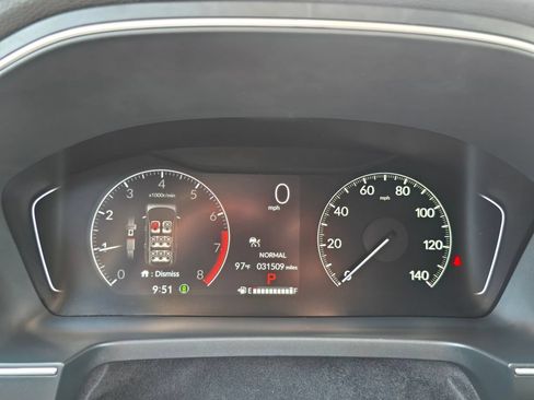 Certified 2025 Honda Pilot Touring image 23