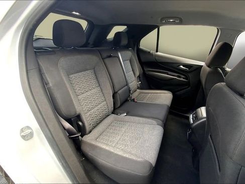 Used 2022 Chevrolet Equinox LT image 17