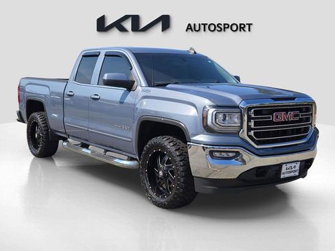Used 2016 GMC Sierra 1500 SLE w/ SLE Value Package image 3
