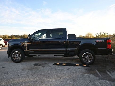 Used 2024 Ford F350 King Ranch image 7