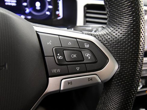 Used 2023 Volkswagen Atlas SEL Premium image 22