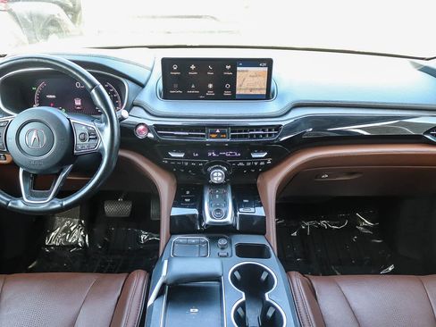 Used 2023 Acura MDX SH-AWD w/ Advance Package image 11