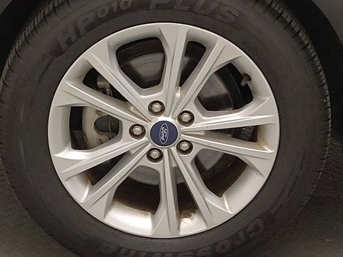 Used 2018 Ford Escape SE FWD image 31