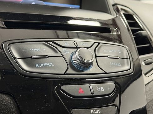 Used 2014 Ford Fiesta SE w/ Equipment Group 201B image 18