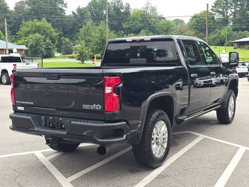 Used 2022 Chevrolet Silverado 2500 High Country AWD/4WD image 5