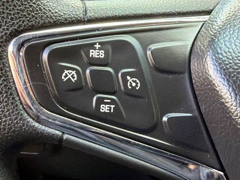 Used 2016 Chevrolet Cruze LT w/ Convenience Package FWD image 23
