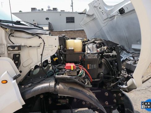 Used 2019 Ford F650 2WD Regular Cab Super Duty image 17