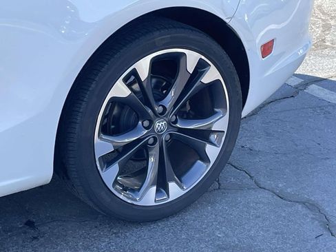 Used 2019 Buick Cascada Premium image 21