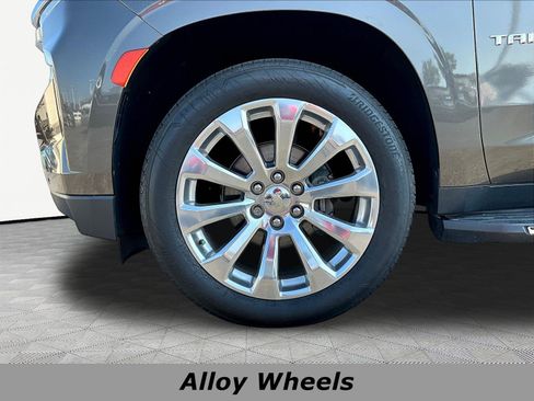 Used 2021 Chevrolet Tahoe Premier AWD/4WD image 34