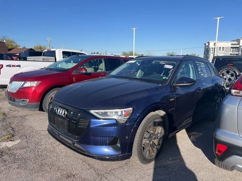 Used 2021 Audi e-tron Premium w/ Convenience Plus Package AWD/4WD image 6