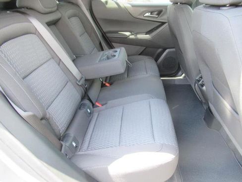 New 2026 Chevrolet Equinox LT image 25