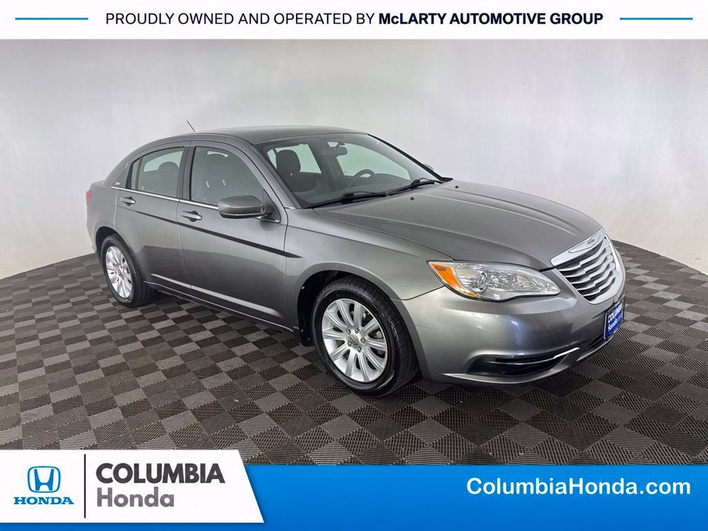 Used 2012 Chrysler 200 Touring w/ Cold Weather Group FWD 360° Tour