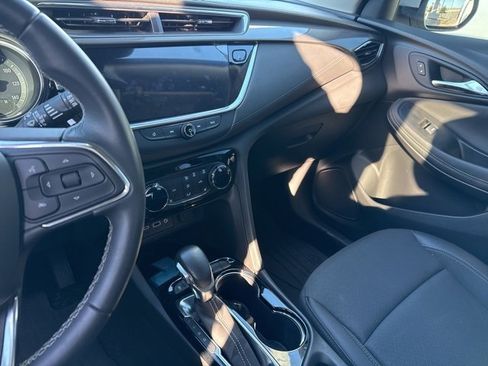 Used 2023 Buick Encore GX Preferred w/ Cold Weather Comfort Package image 8