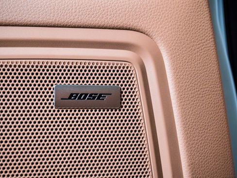 New 2026 Porsche Macan image 27