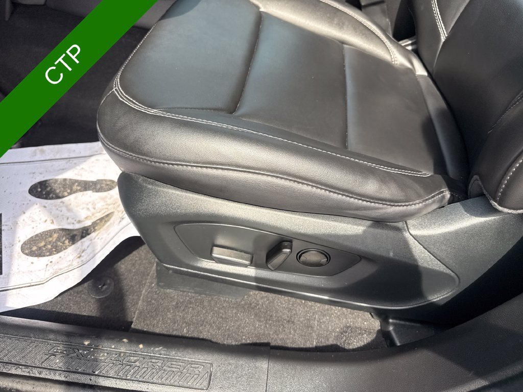 Used 2023 Ford Explorer XLT w/ Equipment Group 202A AWD/4WD image 24