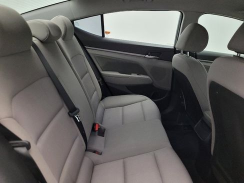 Used 2018 Hyundai Elantra SEL FWD image 19