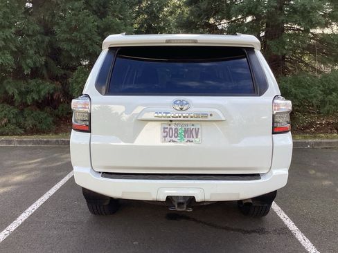 Used 2019 Toyota 4Runner SR5 image 20