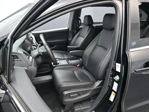Used 2025 Honda Odyssey Sport-L image 10
