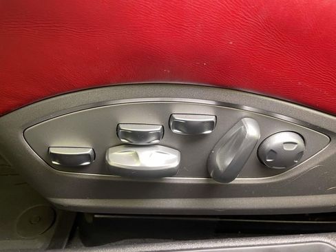 Used 2018 Porsche 911 Carrera GTS image 17