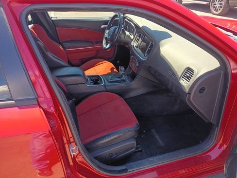 Used 2015 Dodge Charger R/T RWD image 11
