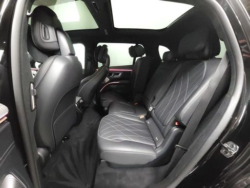 Used 2023 Mercedes-Benz EQS 580 4MATIC SUV image 30