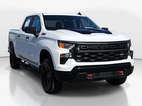 Used 2024 Chevrolet Silverado 1500 Custom Trail Boss image 2